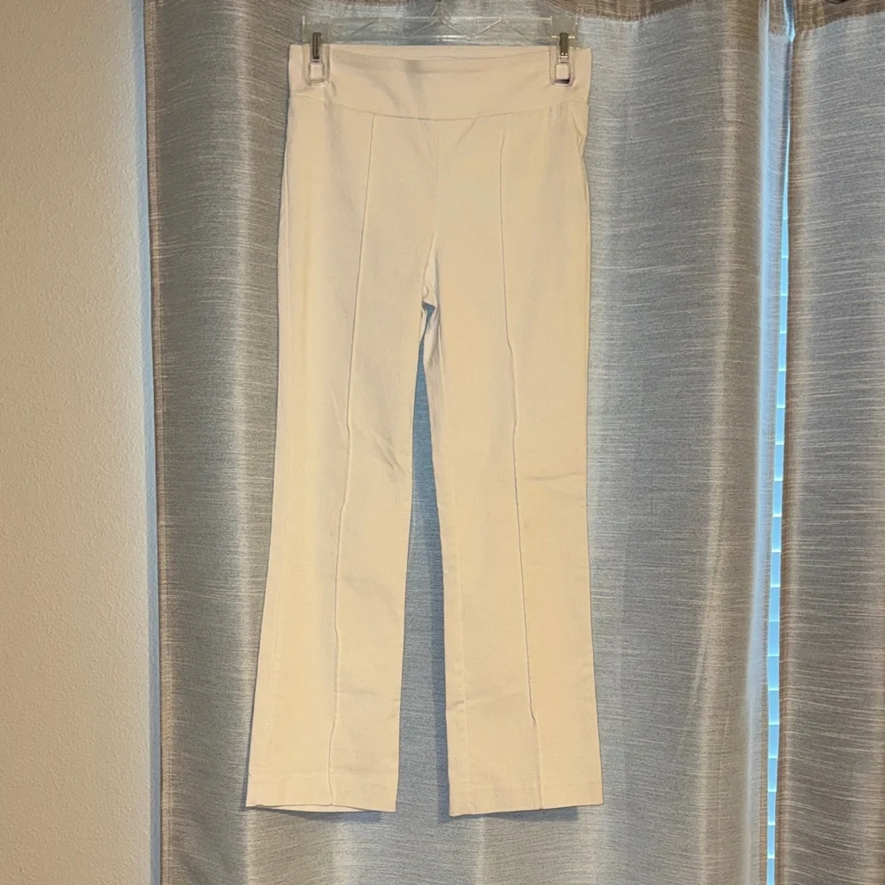 J McLaughlin Women’s White Pants - Slim Fit White Leggings - Picture 5 of 5